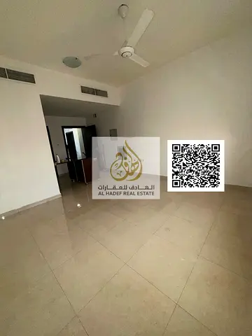 استوديو للإيجار السنوي في المويهات 3 – مساحة واسعة وتشطيب مميز مطبخ شبه منفصل | تكييف مركزي | 4 دفعات | موقع هادئ ومميز  فرصة رائعة للسكن في استوديو ب