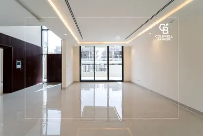 Vacant | Landscaped | Spacious Layout