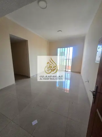 🔥🏡 عرض مميز في الروضة 1 | غرفة وصالة 32 ألف فقط ✨ 2 حمام + ماستر + موقع قريب من مخرج دبي والشارقة 💰