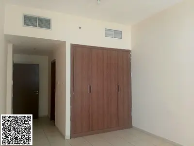 2 Bedroom, Hall and Kitchen for Sale