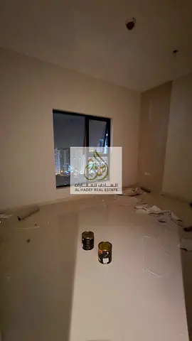 شقة للإيجار السنوي – الراشدية 1 – موقع استراتيجي ومميز جداً  فرصة رائعة للسكن الراقي في واحدة من أفضل مناطق عجمان ✨ شقة ثلاث غرف وصالة مع غرفة خادمة،