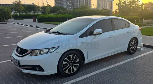 Honda Civic 2014 1.8 i-VTEC GCC Specs