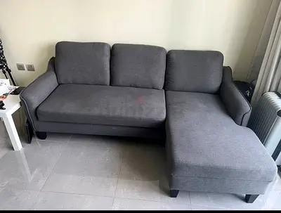Very Good Condition Cornor sofa available for sale
