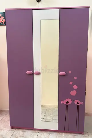 Wardrobe 3-door with mirror for kids