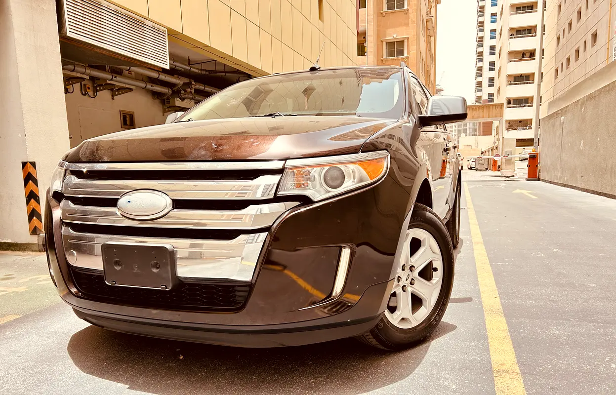 Ford Edge 2014 — photo 1 of 19