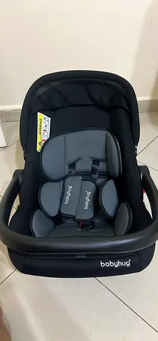 Babyhug Infant Car Seat / Carrier - Good Condition