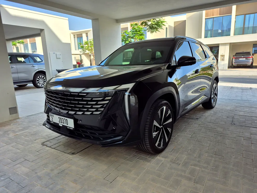 Geely Starray 2026 — photo 1 of 10