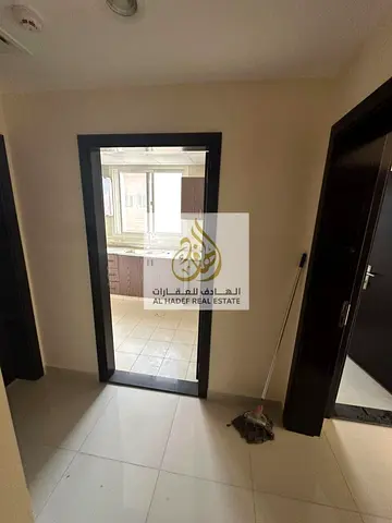 إعلان للإيجار السنوي – غرفة وصالة أول ساكن في الروضة 1 ✨  فرصة رائعة للسكن في شقة جديدة كلياً (أول ساكن) بموقع مميز في منطقة الروضة 1، قريبة من جميع ا