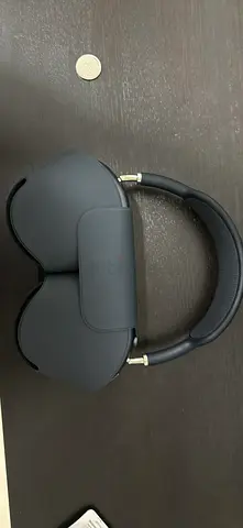 Apple AirPods Max - Space Gray (With Case) - Good Condition