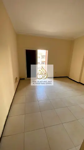 الايجارسنوي بعجمان النعيميه 2 جنب اسطنبول ماركت والسفرمول البنايه عائلات غرفه وصاله منفصل تكيف مركزي1 حمام بلكونه خزانات بالحيط مساحات كبيره تشطيبات م