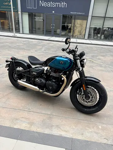 Triumph bobber