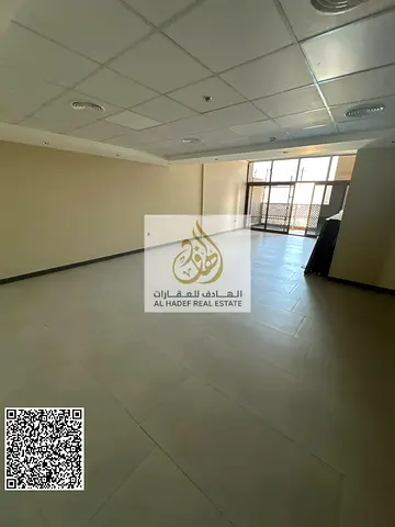 Two-bedroom apartments with sea and creek views, the largest available in the area, built-in wardrobes on balconies, recreational facilities with park