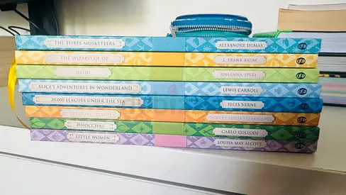 Classic Childrens Story Collection — Set of Illustrated Tales