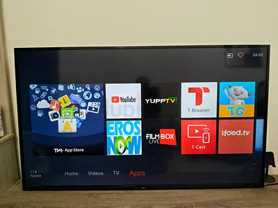 TCL 55 4K UHD Smart TV (Model: LED55P6500US) - Excellent Condition