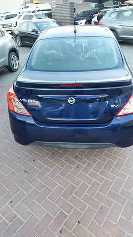 2019 Nissan VERSA 照片 8