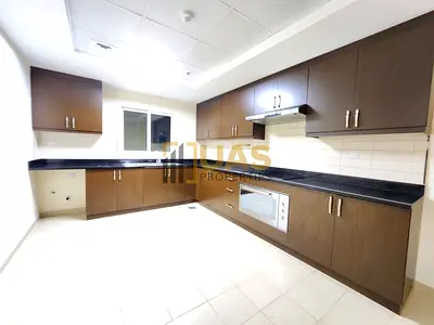 Luxury Apartment | Close kitchen | Close to World trade Metro | Hot Property