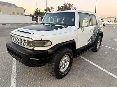 2010 Toyota FJ CRUISER photo 3