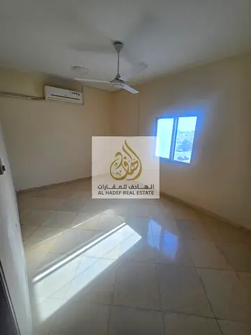 الروضه 2 قريب من كافية ليالي بيروت - غرفه وصالة 1 حمام -  25 الف