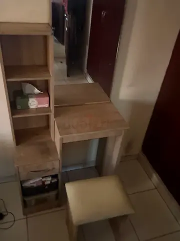 Compact wooden dressing table with stool and shelves
