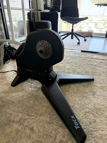 Tacx Flux 2 Smart Indoor Trainer