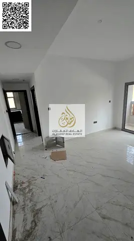شقة غرفة وصالة جديدة أول ساكن مع بلكونتين للإيجار السنوي قريب من كورنيش عجمان