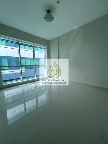 للإيجار السنوي في إمارة الشارقة منطقة الخان موقع مميز جداً وقريب من الكورنيش والواجهة البحرية وقريب من جميع الخدمات الأساسية والمرافق الحيوية مثل المو