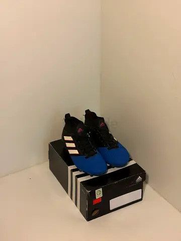EU 35 Boys Football boot | Adidas Ace 17.3 FG Blue/Black