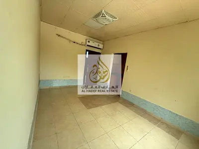 للإيجار في عجمان – استوديو مميز في منطقة المويهات 3، بمساحة مناسبة وتصميم عملي يوفر راحة في السكن وبسعر اقتصادي.  الاستوديو يحتوي على مطبخ منفصل يمنح