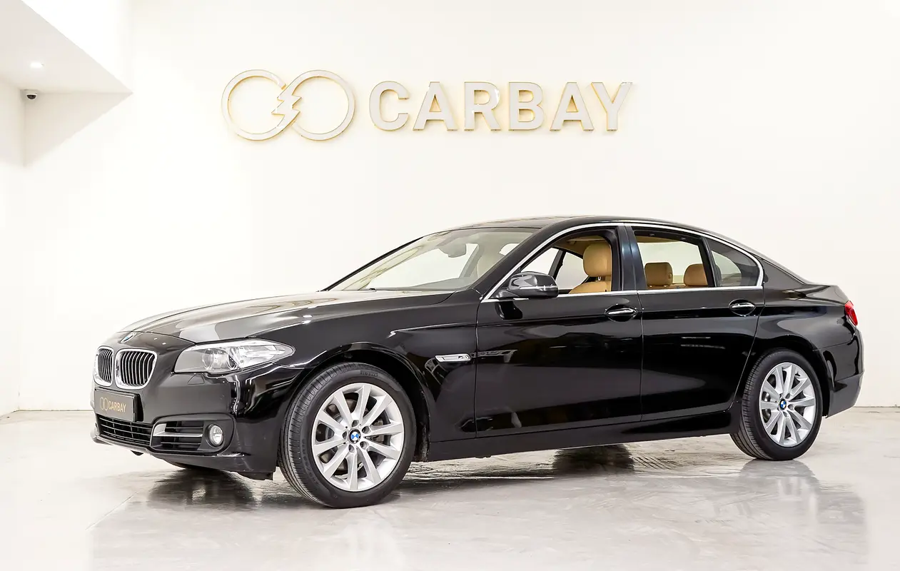 BMW 5-Series 2015 — photo 1 of 20