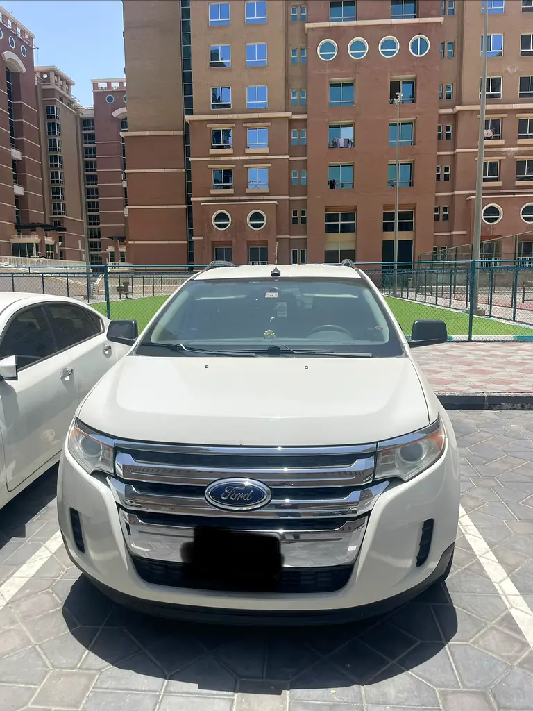 Ford Edge 2013 — photo 1 of 5