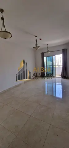 شركة البيت الملكي للعقارات تقدم غرفتين وصالة مع بلكونة في التعاون على مخرج دبي