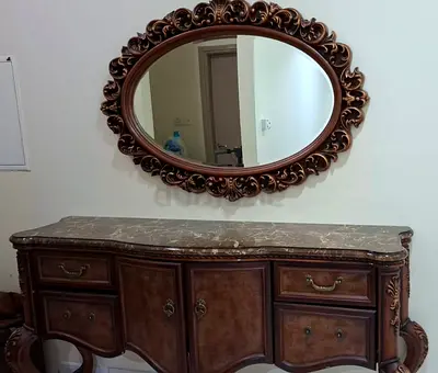 Antique-Style Marble Top Console Table with Ornate Oval Mirror