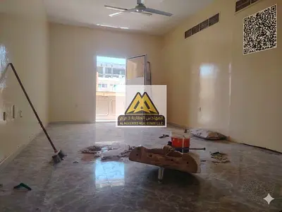 مساحة كبيرة جدا | الغرف ماستر بالكامل | الشقة بها 3 حمامات | بلكونة بإطلالة مفتوحة | موقع مميز بالقرب من جميع الخدمات | سهل المخرج للشارقة ودبي