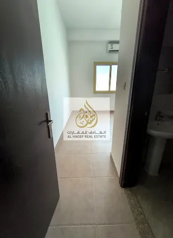 📍 Detailed Location: United Arab Emirates – Ajman Emirate – Al Rawda 2 – Behind Leila Beirut Restaurant, on a main street close to essential services