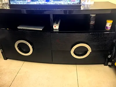 Excellent condition tv table