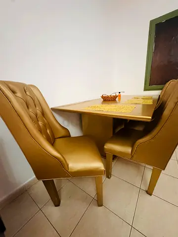 Dining table set