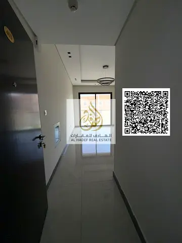 One bedroom and living room in Al Jurf 3, behind the Chinese Market. Two bathrooms and a balcony. Excellent finishing and spacious. Rent is 35,000 AED