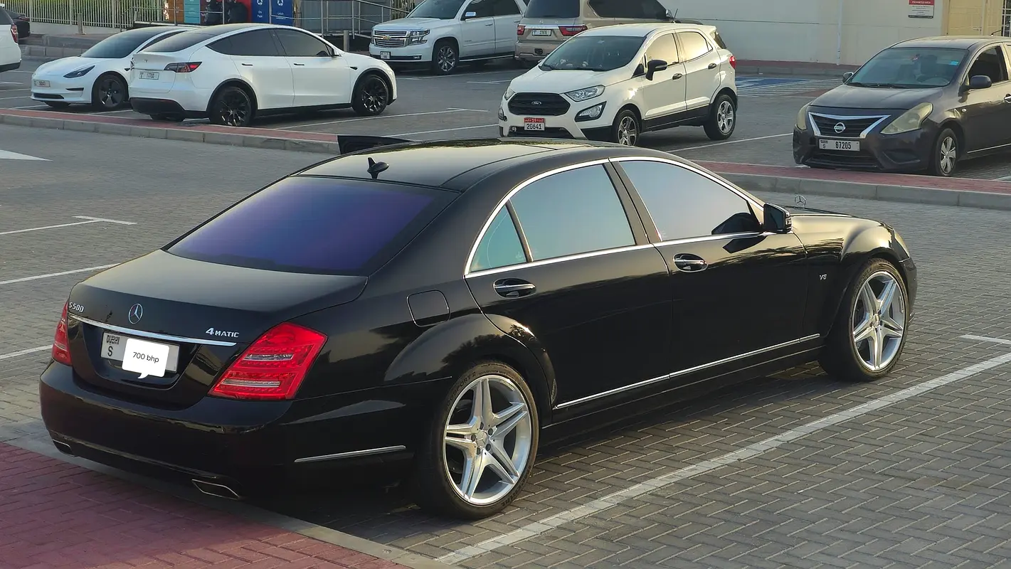 Mercedes-Benz S-Class 2013 — photo 1 of 14