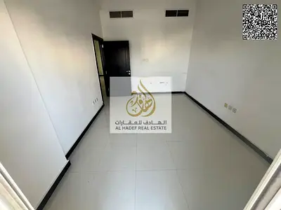 غرفتين وصالة للإيجار في الروضة 2 | على شارع الشيخ عمار | 38,000 درهم
