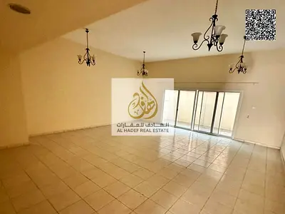 Commercial Townhouse for Rent in Al Jurf 1 | 4 Rooms + Maid Room | 3500 Sqft | University Street
