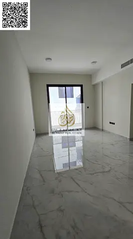 🏡 للإيجار شقة غرفة وصالة أول ساكن – تشطيب سوبر ديلوكس – الجرف 3 / عجمان  شقة مميزة للإيجار السنوي في إمارة عجمان – منطقة الجرف 3، تقع على شارع رئيسي