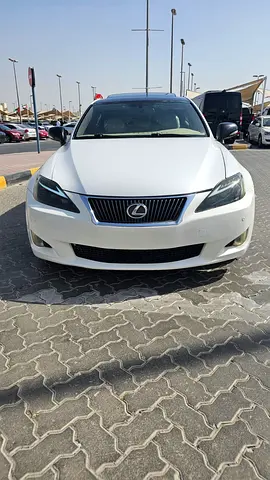 Lexus IS 300 2011 GCC Specs - Excellent Condition