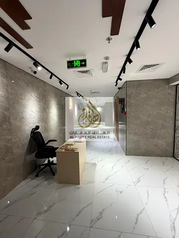 Prime apartment for rent – ​​New building in Al Aaliyah, directly on Sheikh Mohammed Bin Zayed Road – Spacious separate bedroom and living room, 2 bat