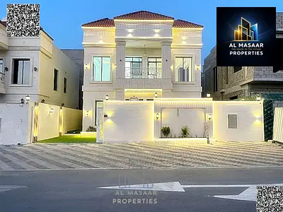 فيلا كلاسيك للبيع على شارع رئيسي مقابل مسجد وخدمات – تملك حر لجميع الجنسيات 4 غرف نوم ماستر مجلس فاخر بمدخل مستقل مع حمام ومغاسل صالة واسعة