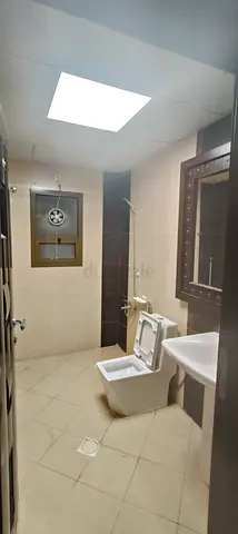 Spacious master bedroom for family or working ladies