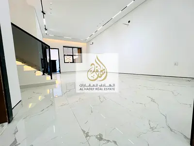 Townhouse for rent in Al-Haliyo 2 First occupancy Large setback in front of the villa for cars Spacious yard inside the villa Consists of two floors G