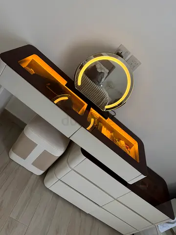 Light up Dressing table stool and  mirror