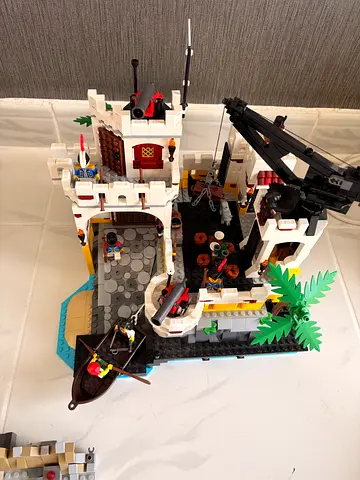 LEGO El Dorado Fortress Set with Minis