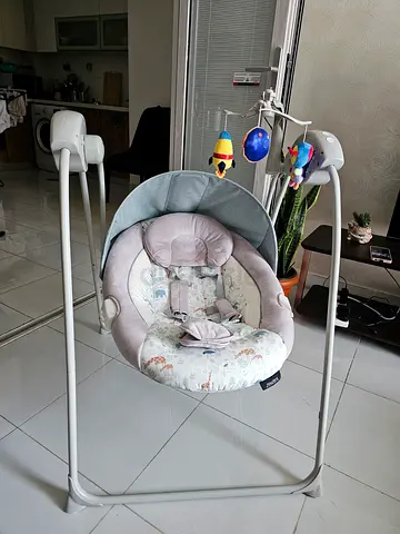 Juniors Lucas Baby Swing – Never Used!