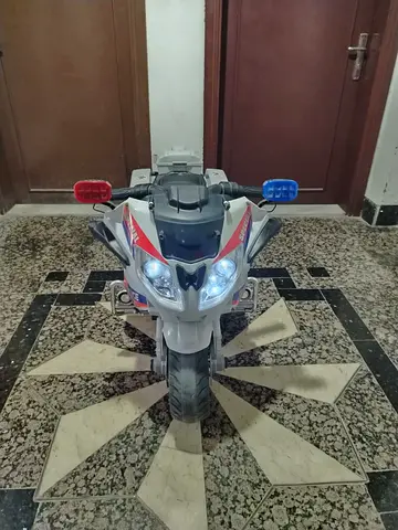 Rechargeable kids police motorcycle